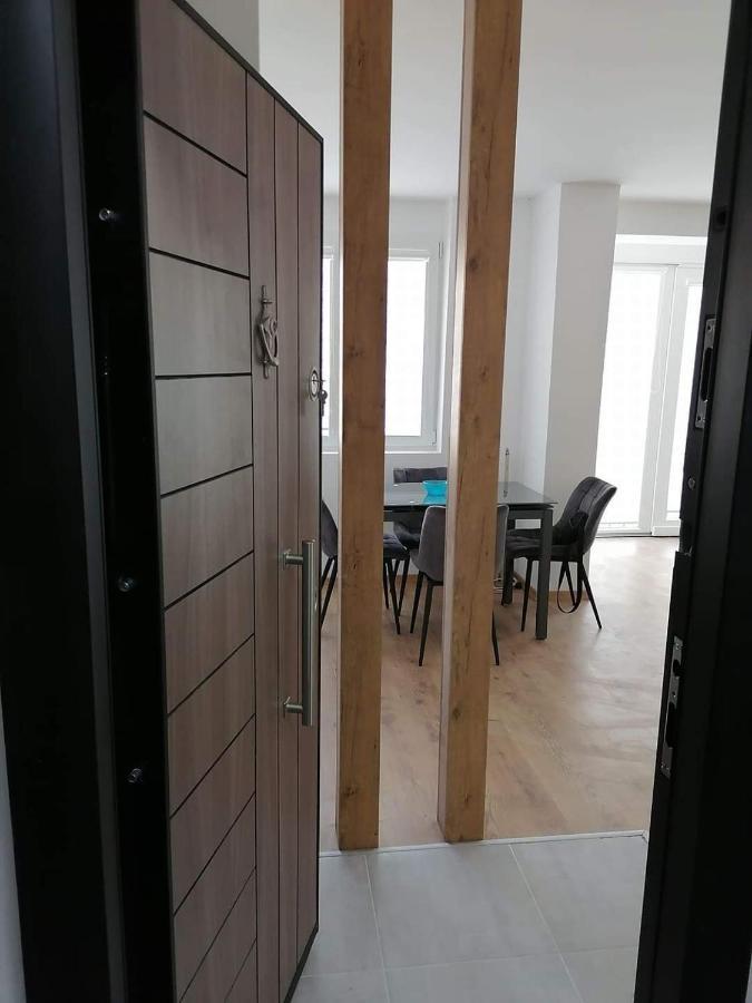Bjanka Square Apartments Skopje Luaran gambar