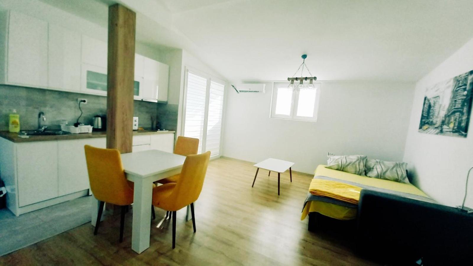 Bjanka Square Apartments Skopje Luaran gambar